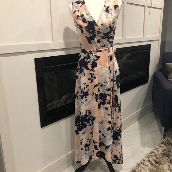 Halston wrap dress - Picture 2 of 5